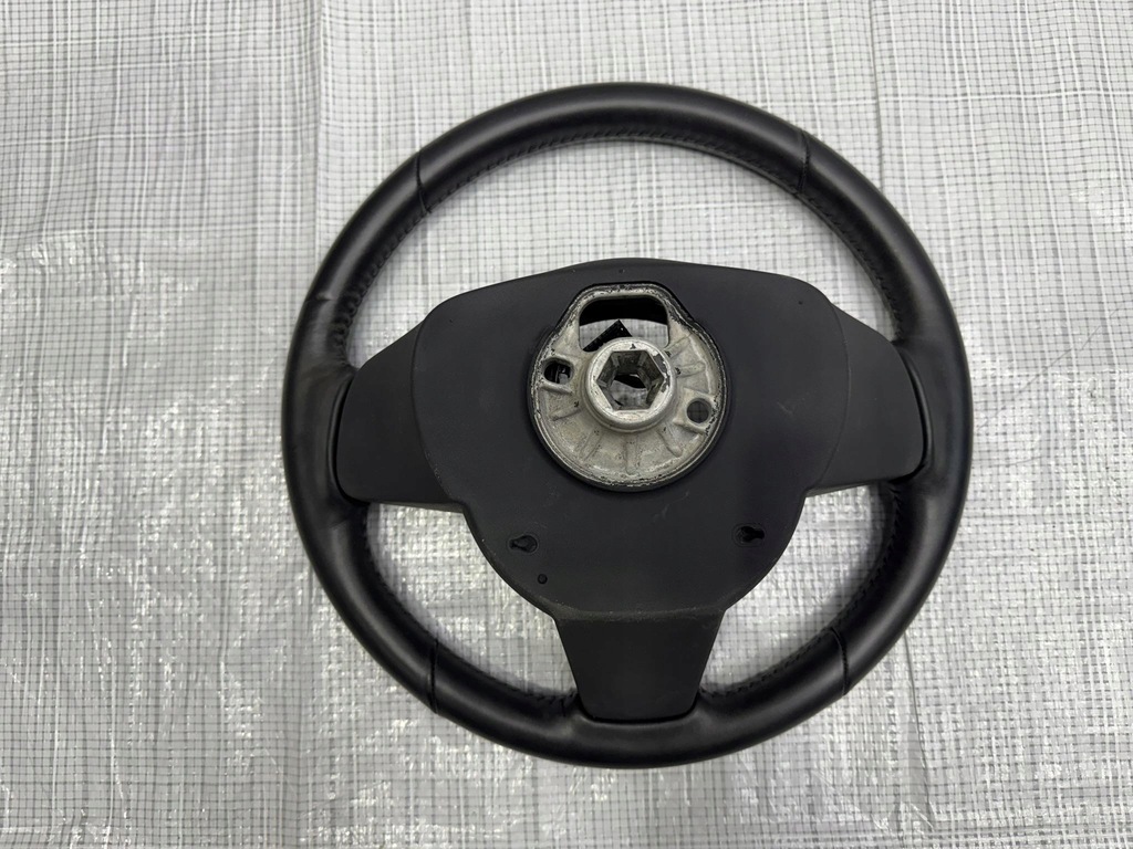 фото №4, Воздуховод с подогревом bardzo ładna jaguar e-pace