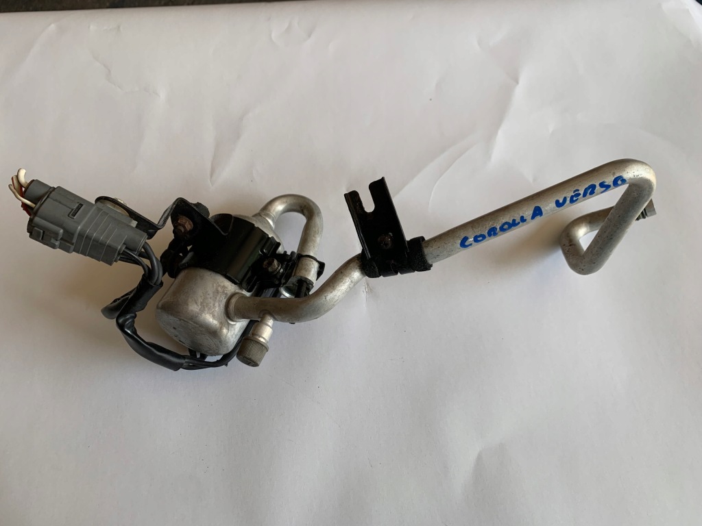 фото №1, Toyota corolla verso 2.0 d4d шланг кондиціонера