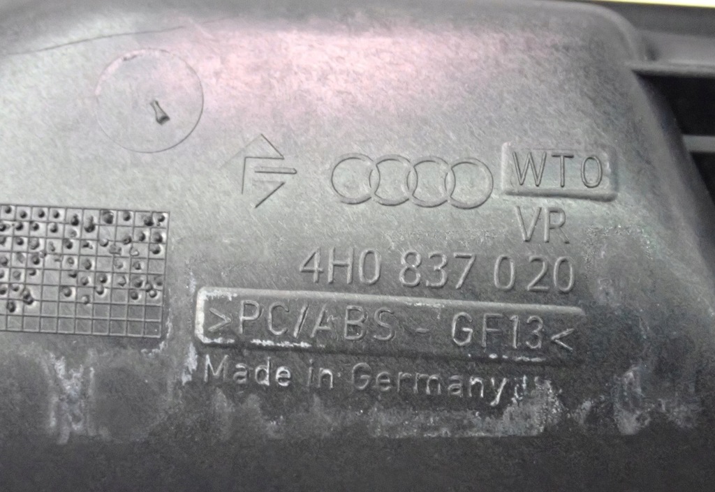 фото №13, Молдинг ручка правый перед a8 s8 d4 4h0867102