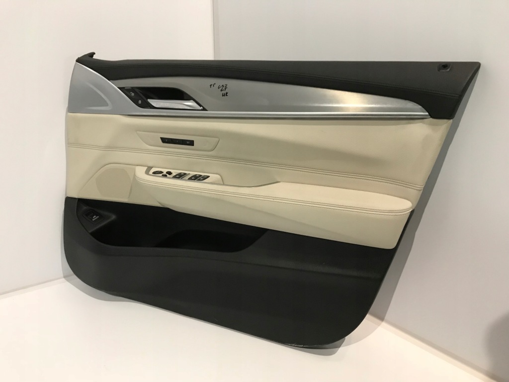 фото №1, Bmw 6 g32 gt обшивка дверь правый перед uk