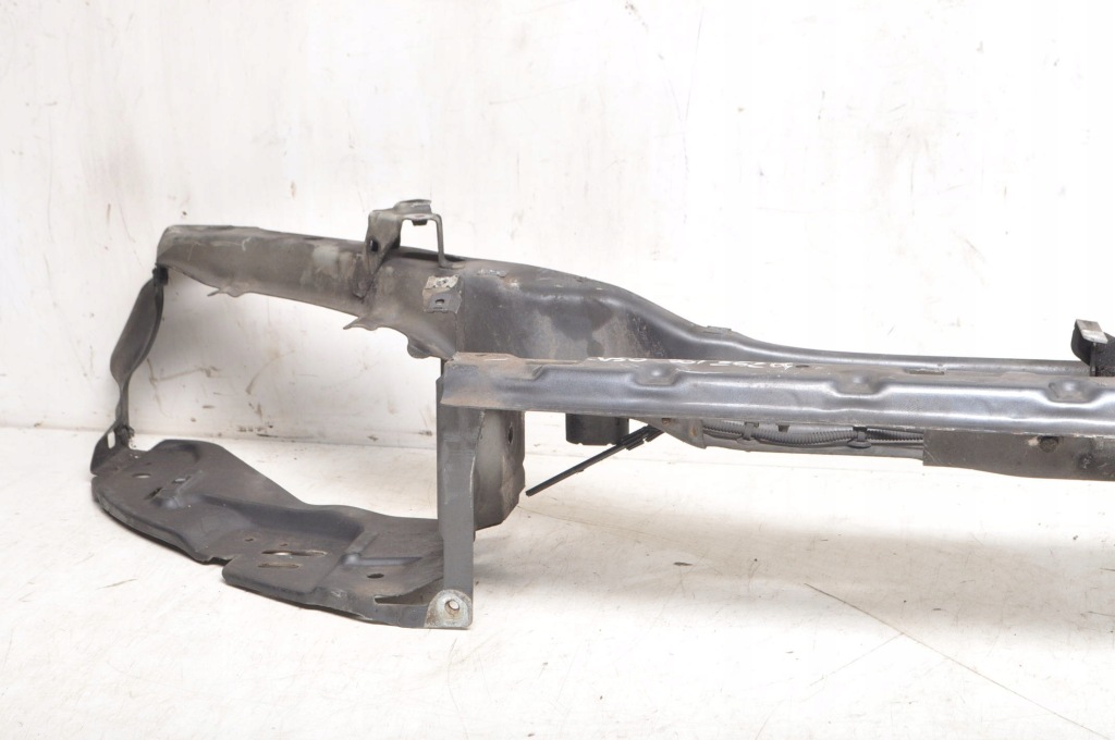 фото №2, Volvo s40 ii v50 pas передний усилитель lift