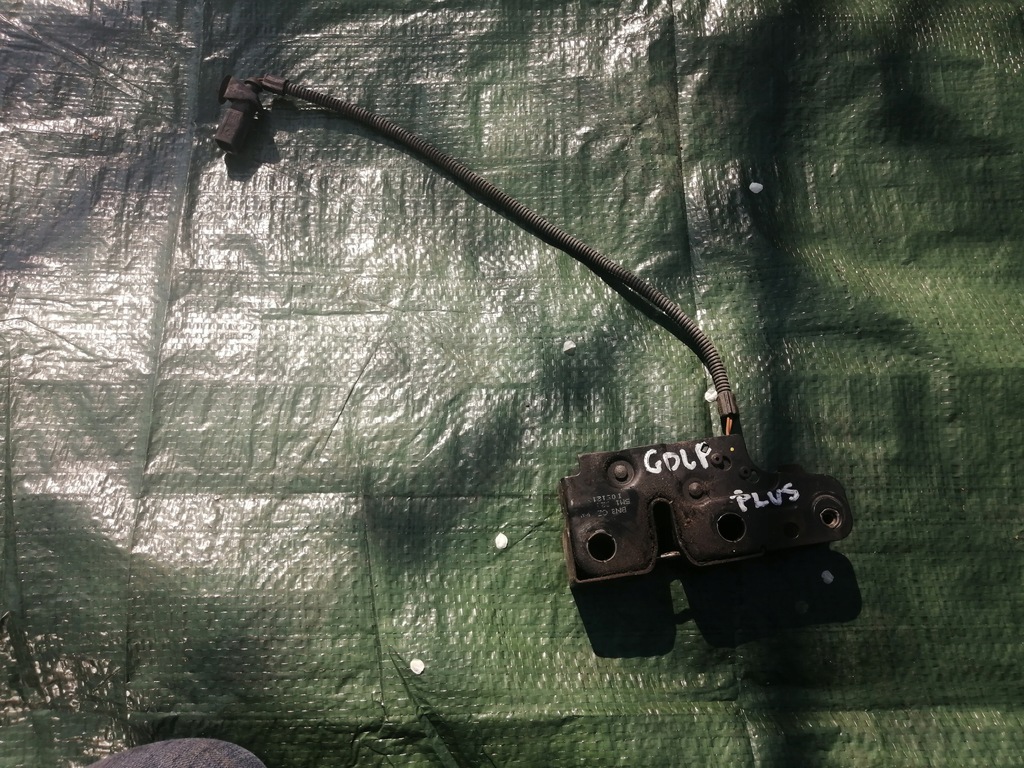 фото №1, Замок капот vw golf v plus
