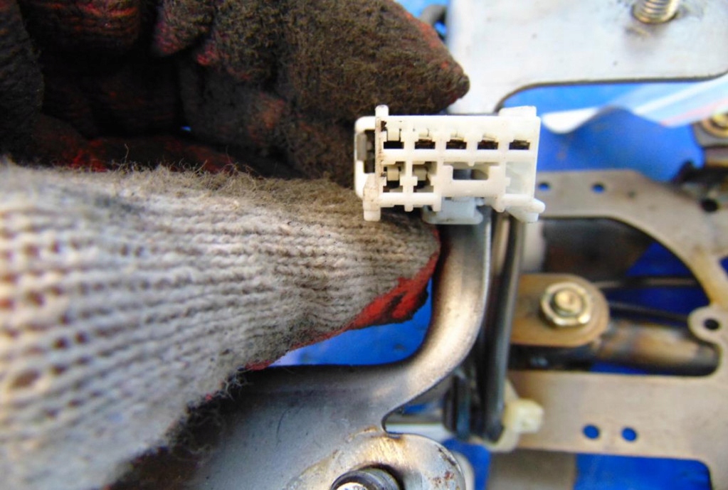 фото №5, Kia carnival 2.9 crdi домкрат переключения передач automa