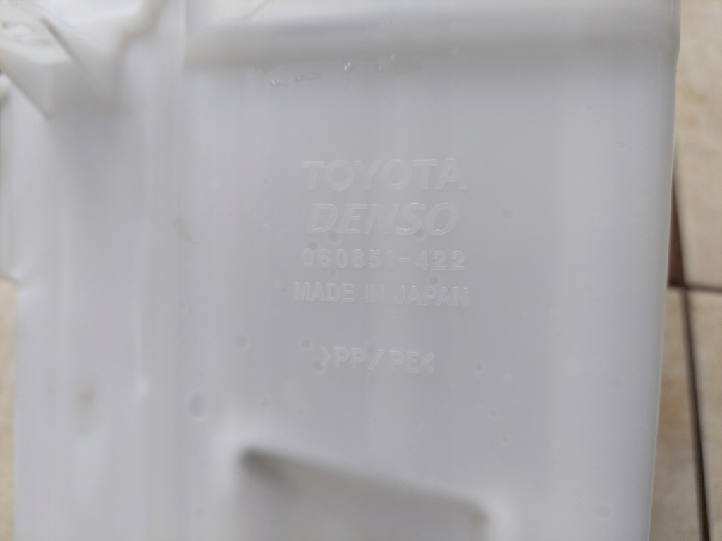 фото №10, Бачок рідина -toyota rav4 iv lift - 15-18