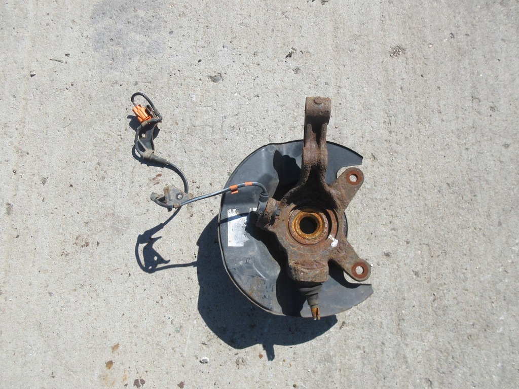 фото №5, Honda civic vii 5d hb 1.4 16v 90 km d14z6 поворотний кулак перед ліва права