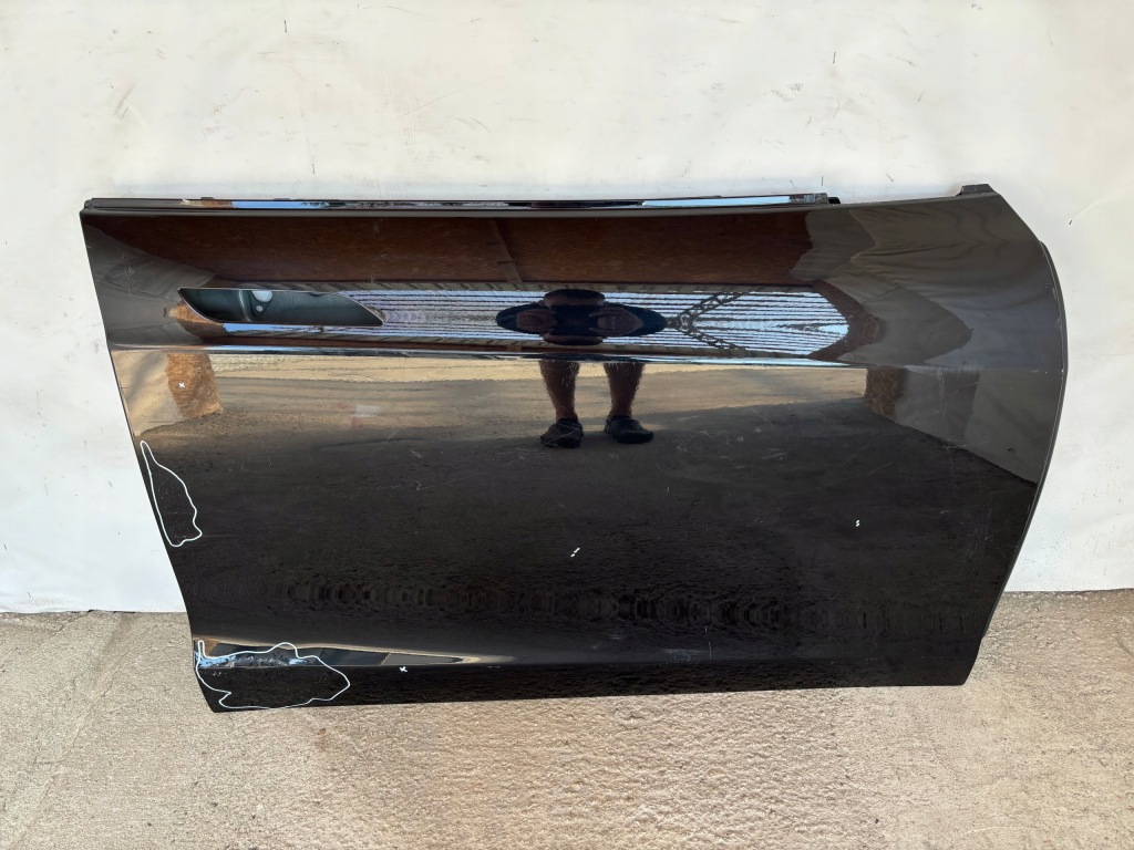 Купити Tesla s 2012-2016r двері праве передні poznań ==giełda==