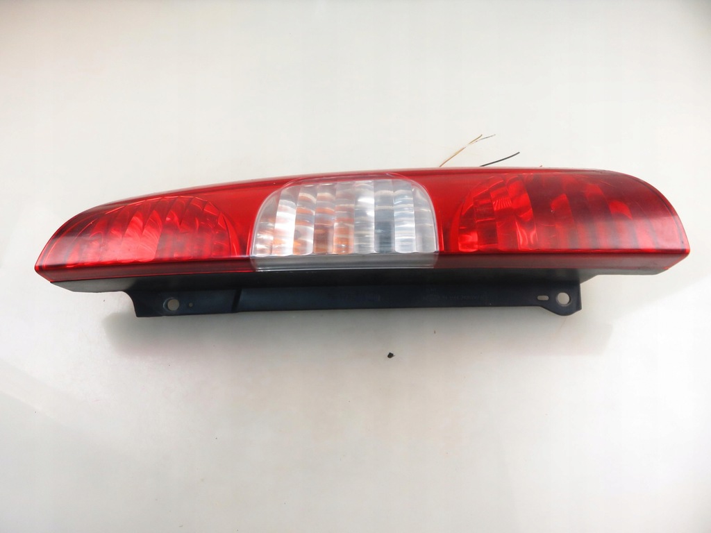 фото №8, Лампа правая задняя fiat doblo i