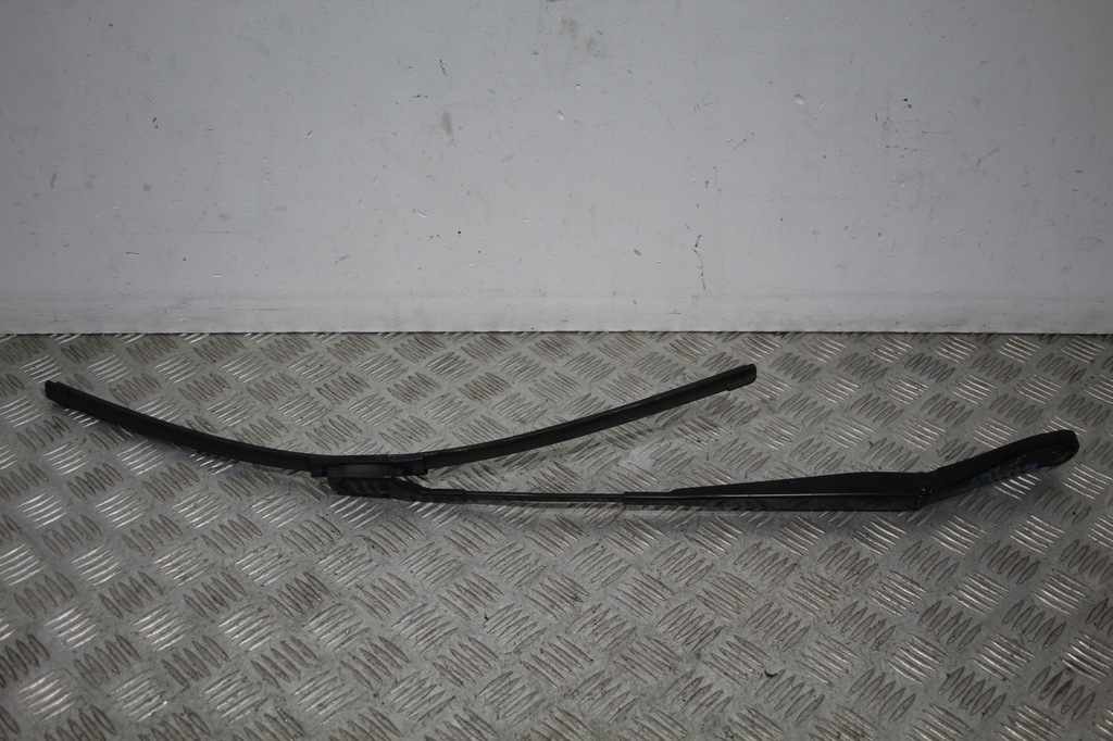 фото №1, Важіль двірники ліва jaguar f-pace x761