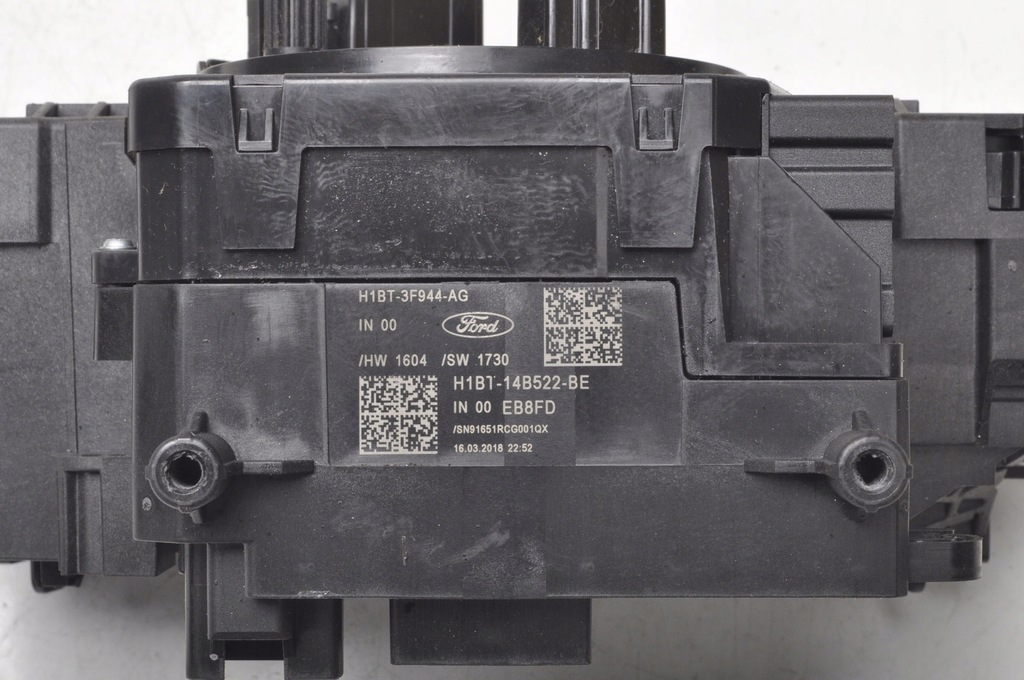 фото №7, Ford fiesta mk8 переключатель комбинированный лента