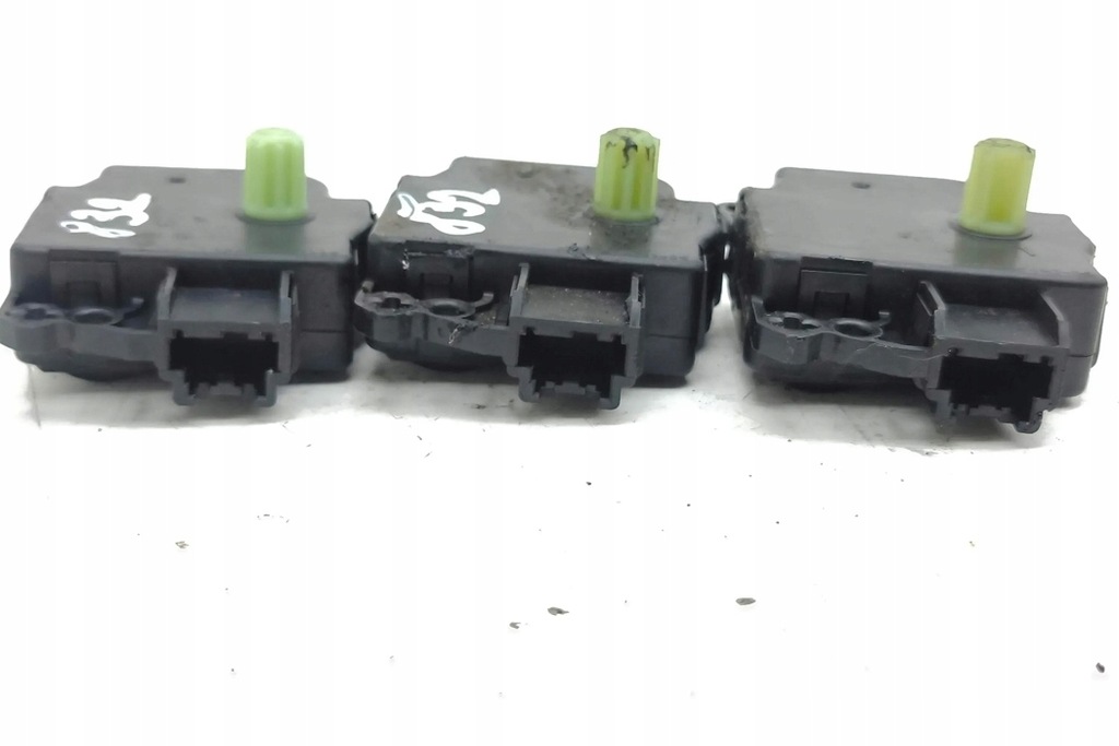 фото №9, Клапаны управляющий отопители jeep cherokee kl 545250008 2.0l дизель 2015