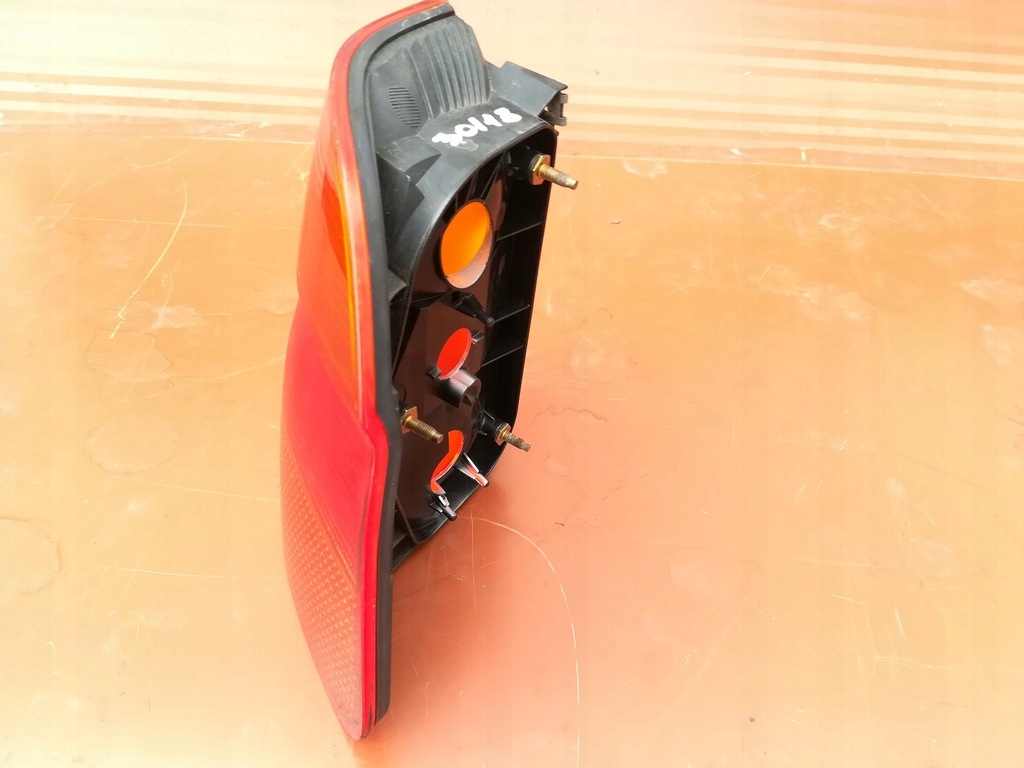 Лампа правий задній bmw e39 touring w крила права Зі Шроту