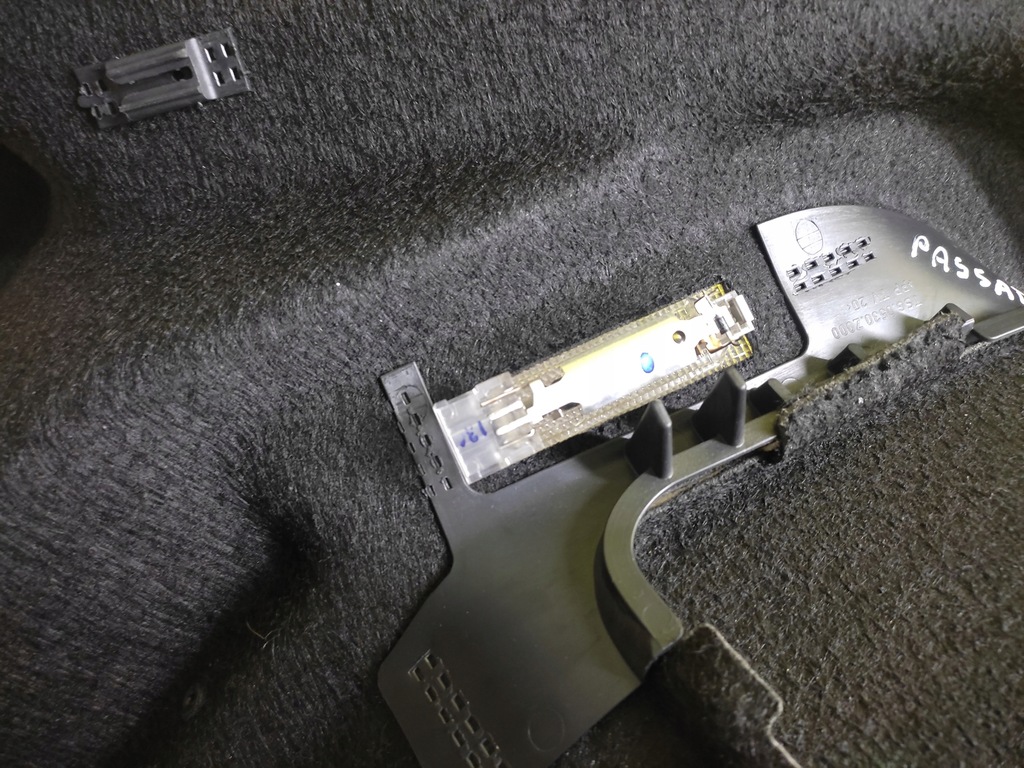 фото №11, Vw passat cc обивка багажника правая 3c8867428h