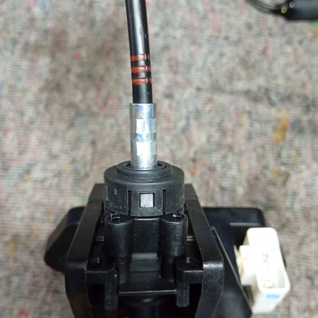 Korando iv 1.5 t-gdi куліса куліса  троси передач p36700-37000 Недорого