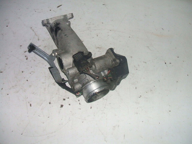 фото №1, Korando iii c 2.0xdi actyon rexton дроссельная заслонка