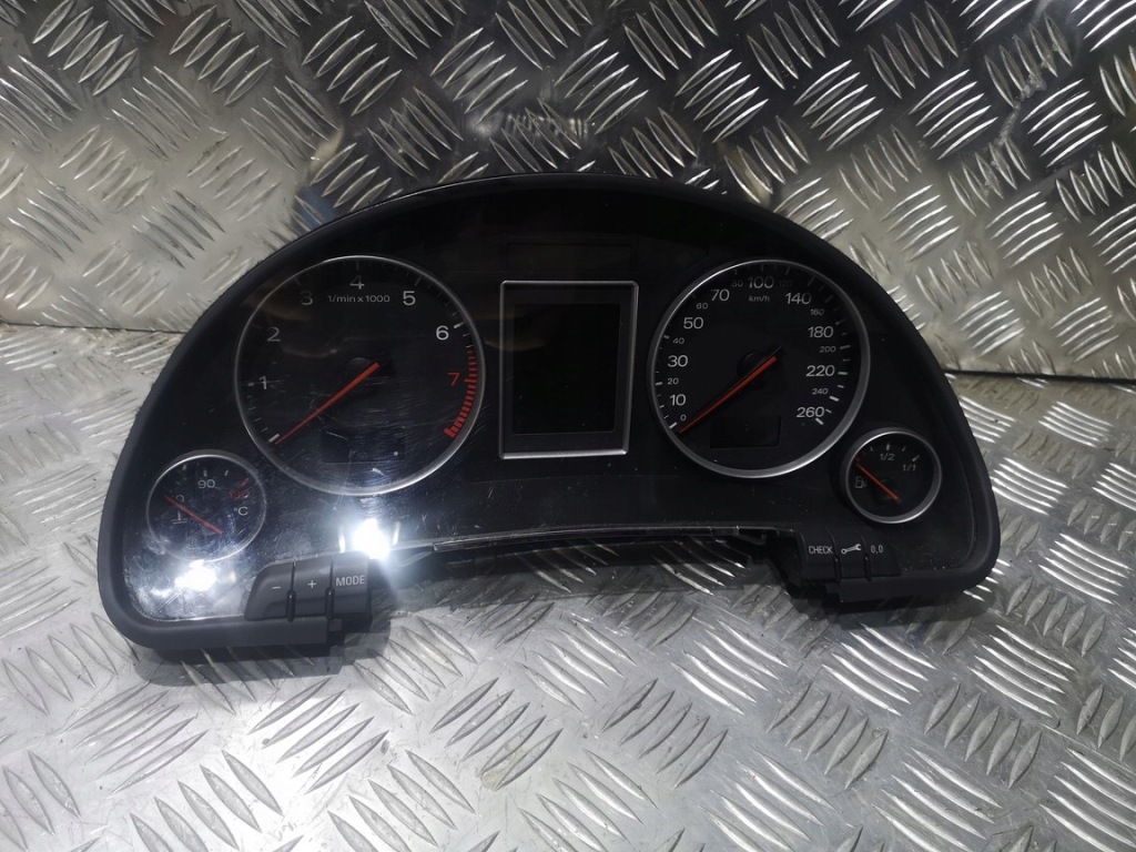фото №1, Audi a4 b6 b7 счетчик europa 8e0920933x
