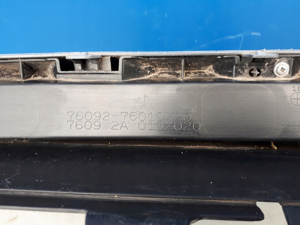 фото №8, Lexus ct ct200h 2017- молдинг накладка бампера задня