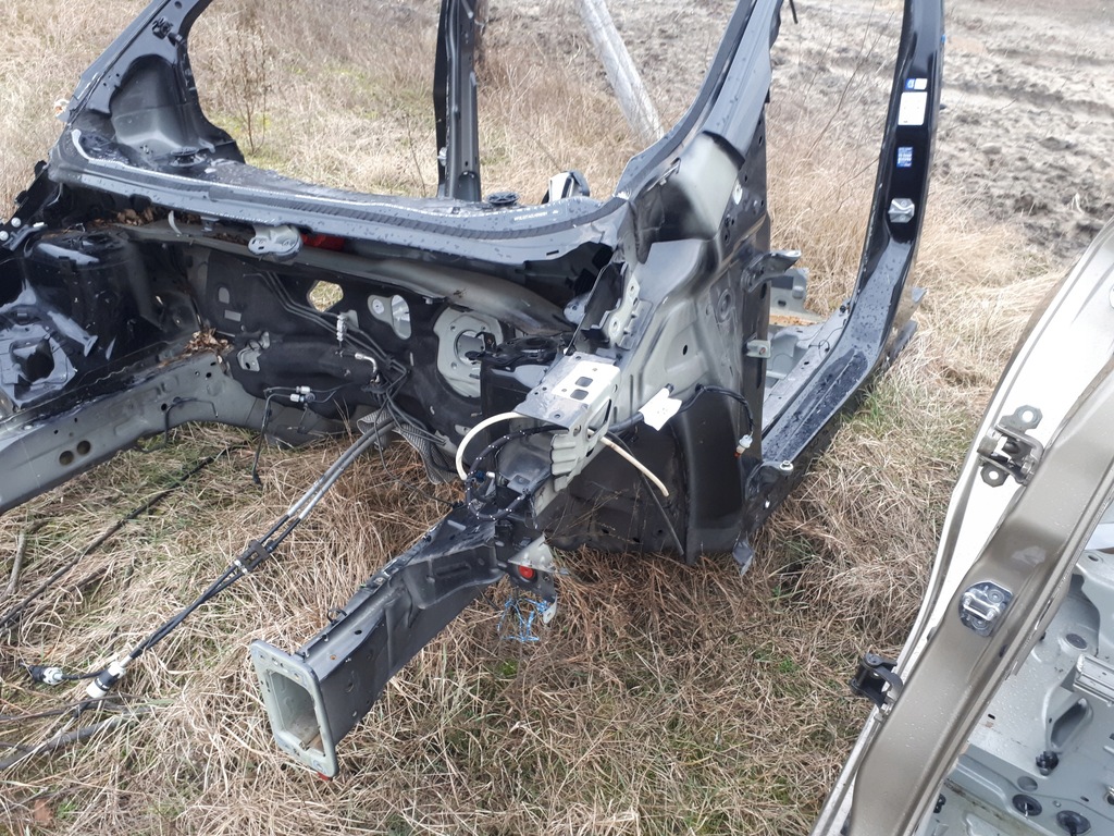 фото №1, Чверть ліва права ford courier