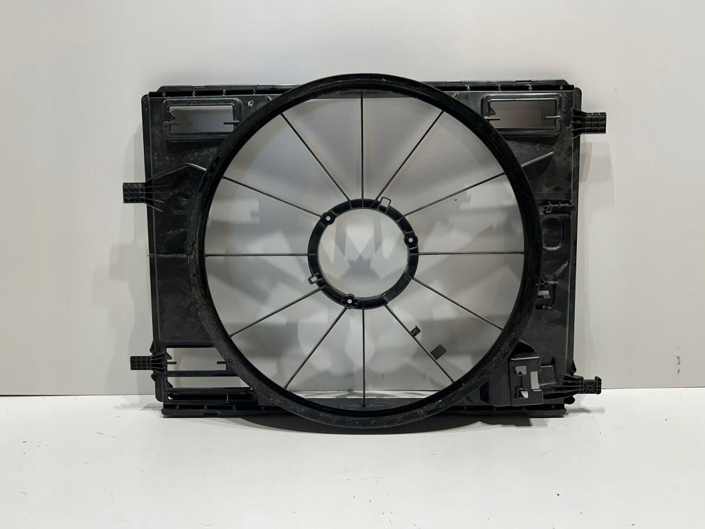 фото №1, Корпус вентилятора радіатора mercedes 3135104268