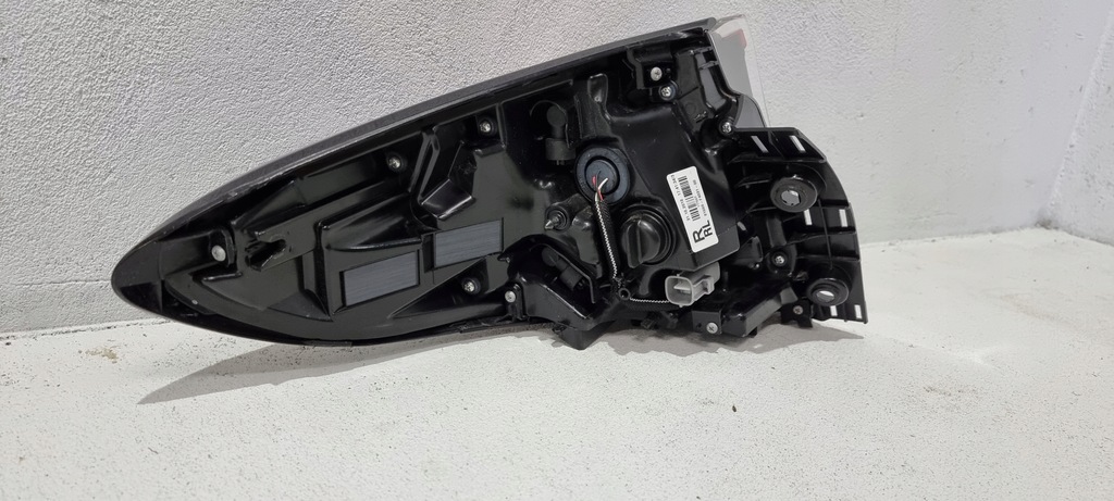 фото №10, Лампа правый задняя задняя toyota c-hr chr 16-19