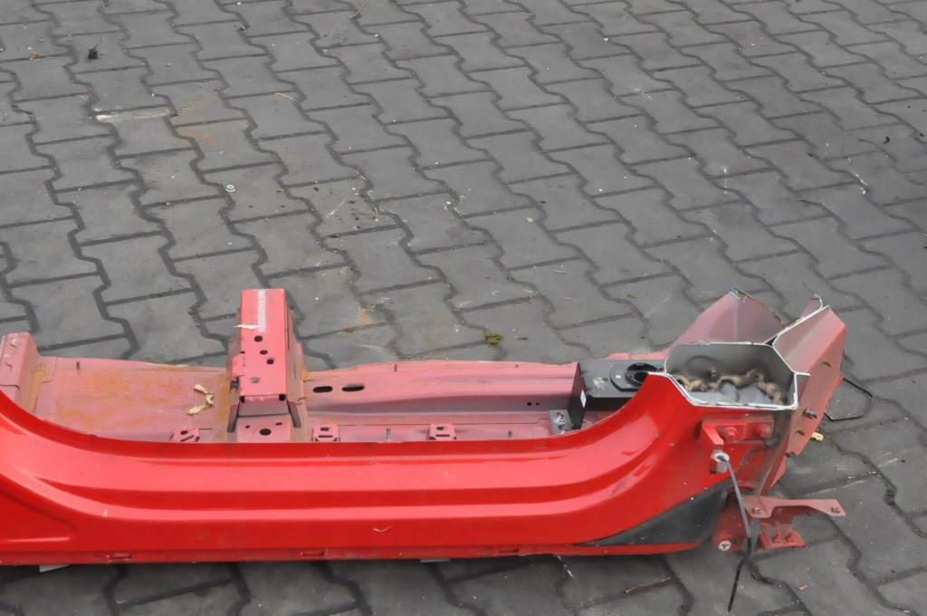 фото №2, Volvo xc60 ii блок двигуна a b поріг правий