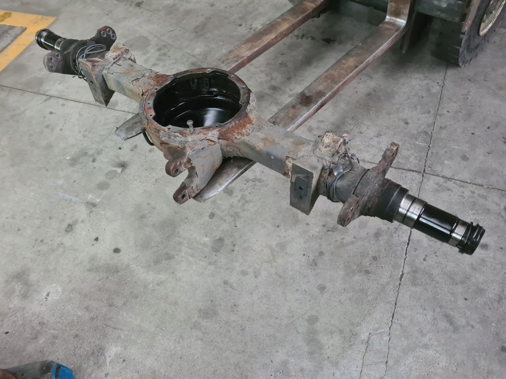 Корпус мост балка моста renault midlum gama d широкий euro 6 r17.5 в Украине