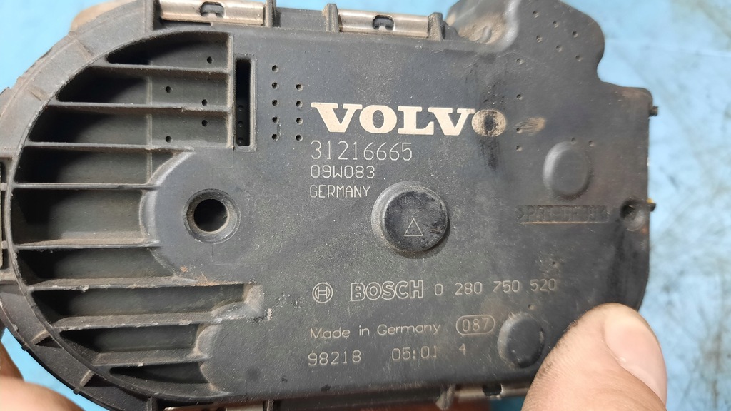 фото №4, Дроссельная заслонка volvo v60 v70 xc60 31216665 2.4 d5