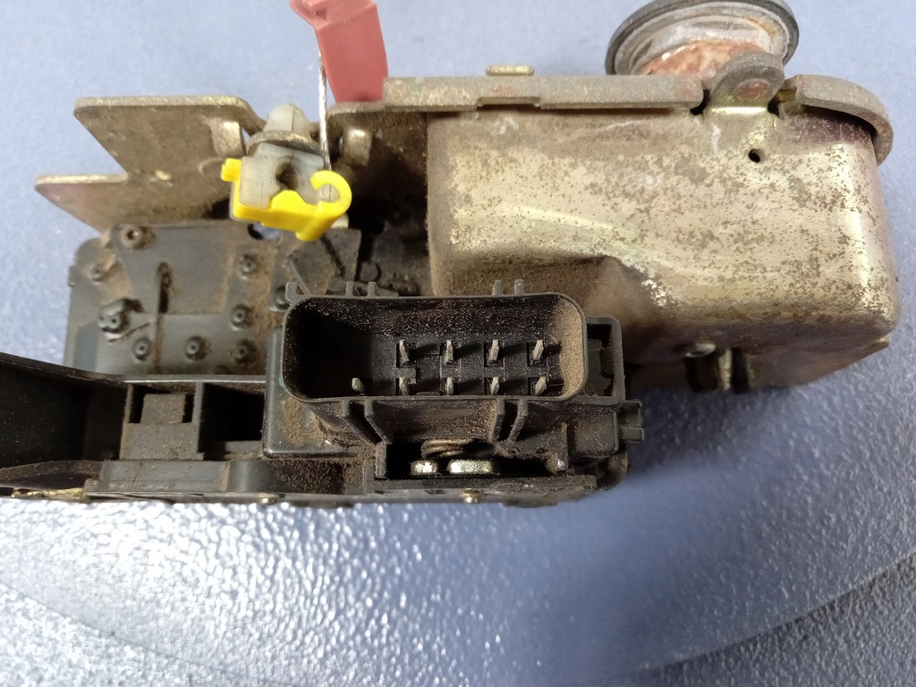 фото №7, Transit mk6 замок дверь перед левый yc1av21813bb