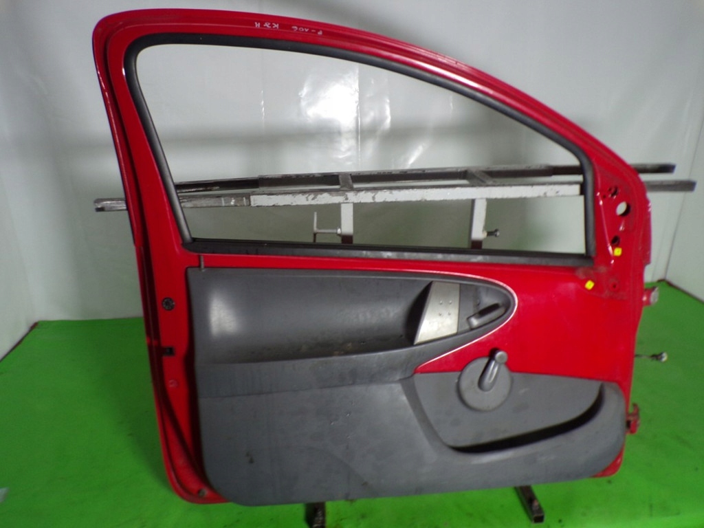 фото №9, Peugeot 107 дверь левая передние перед лак kjh