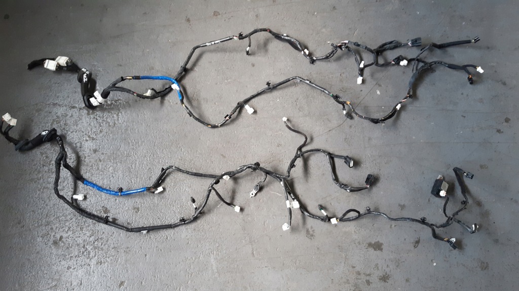 фото №1, Hyundai tucson ii 2015- джгут кришки електричний