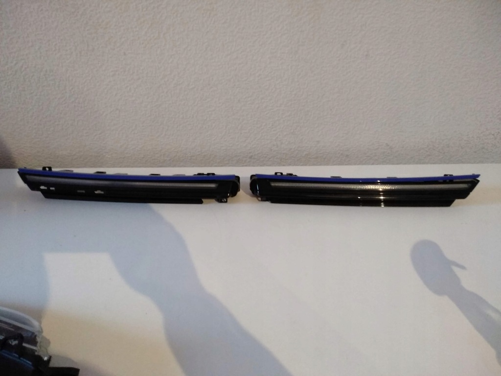 фото №1, Led w решётка радиатора vw golf viii 8 gte 5h0