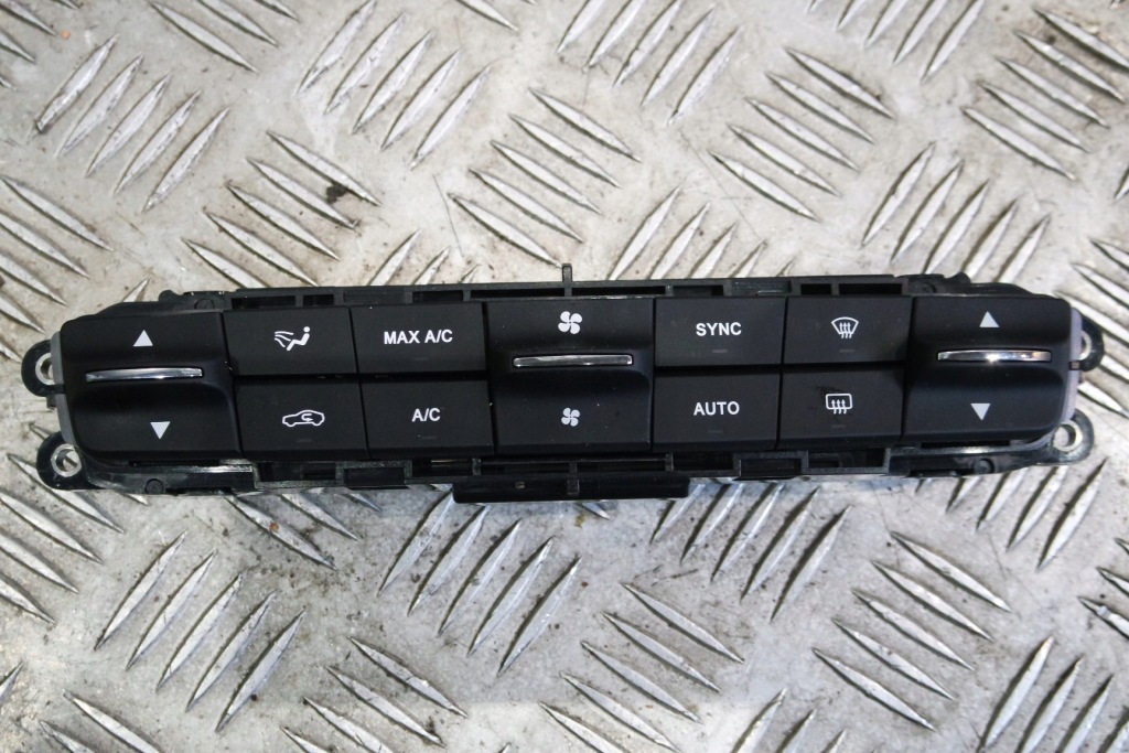 фото №1, Панель кондиціонера maserati levante 670123508