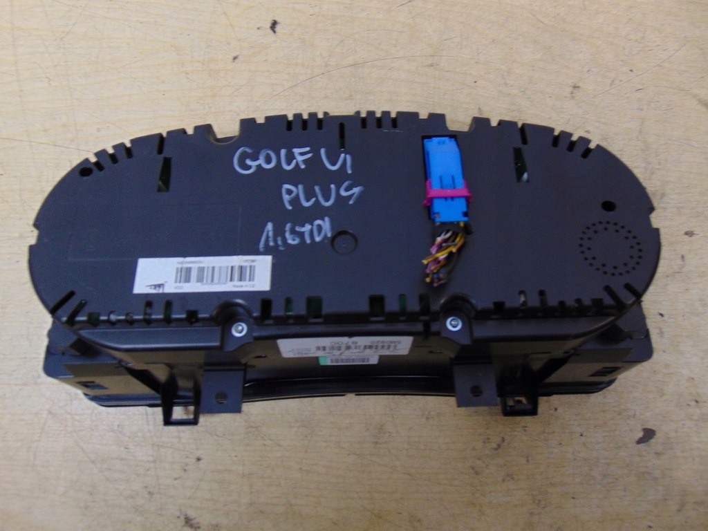 фото №7, Счетчик приборная панель vw golf vi plus 1.6 tdi 5m0920870c europa