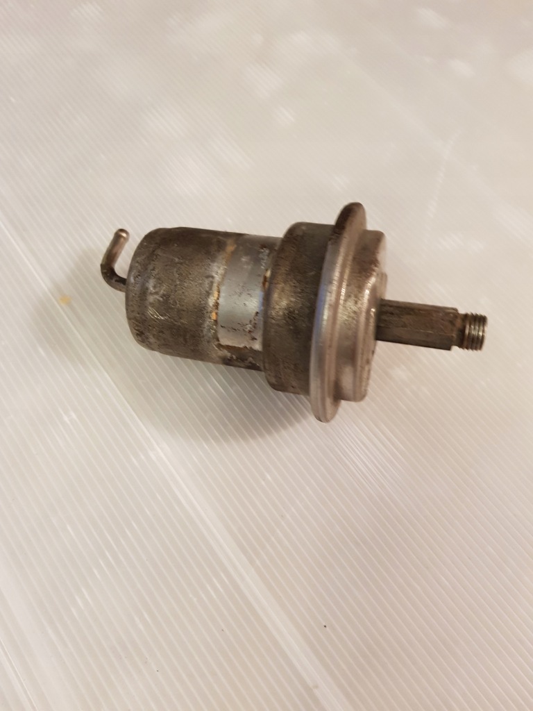 фото №1, Регулятор давления топлива mercedes w123 w126 r107