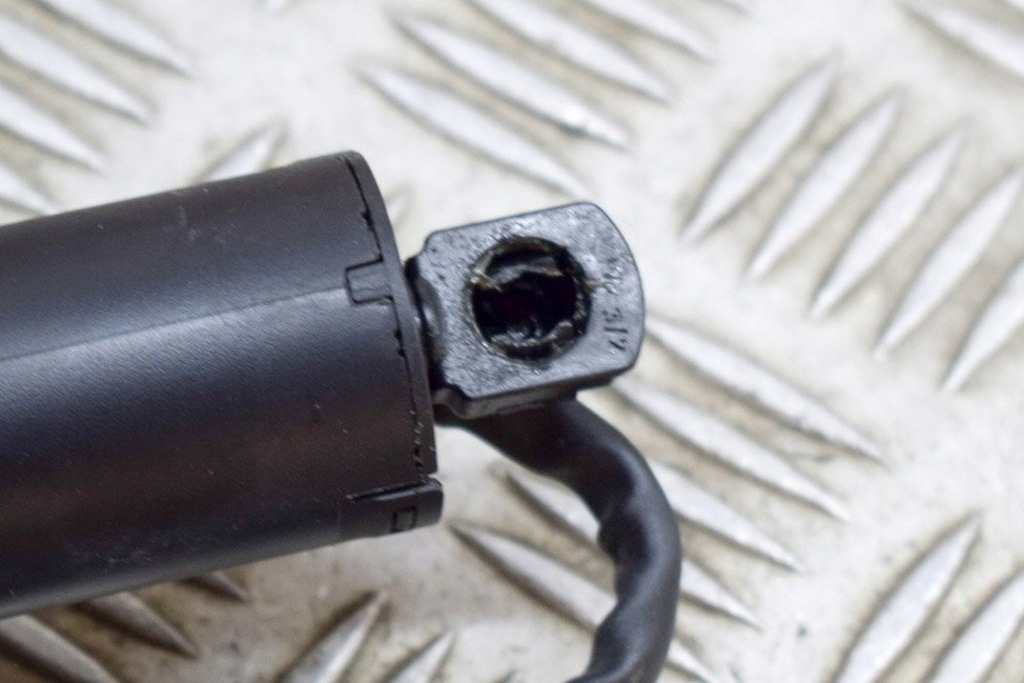 фото №5, Maserati levante suv m161 задня ліва сторона кришки багажника електричний amo