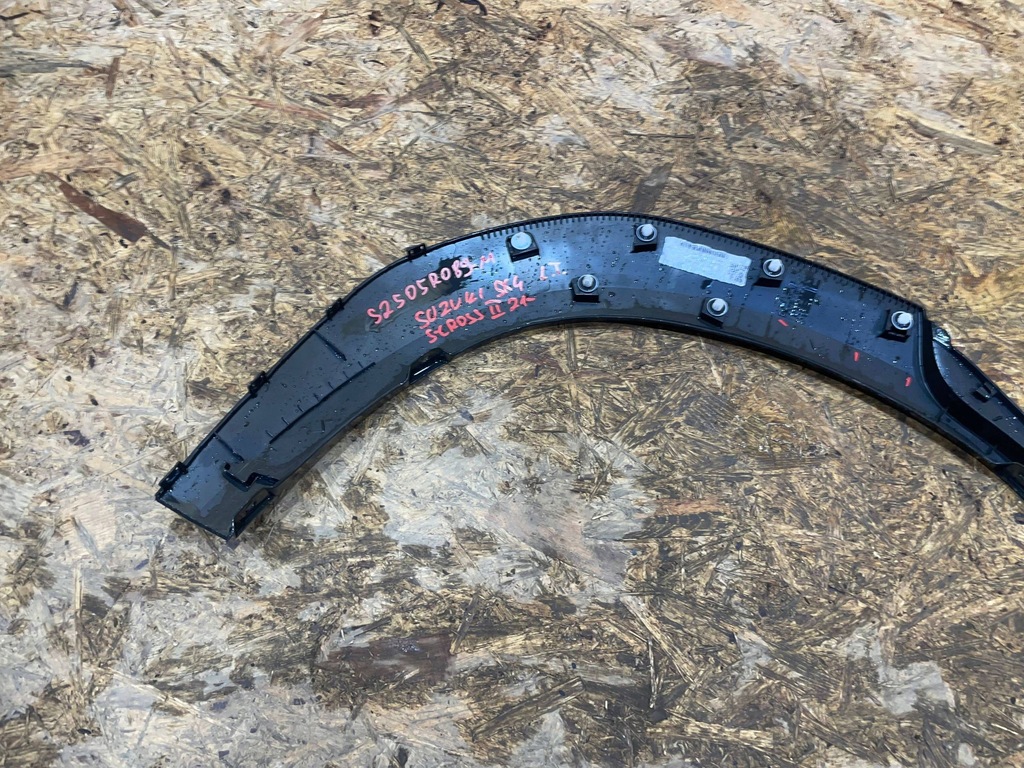 фото №8, Suzuki sx4 sx-4 s-cross ii 2 21- молдинг накладка na крыло левый задняя задняя