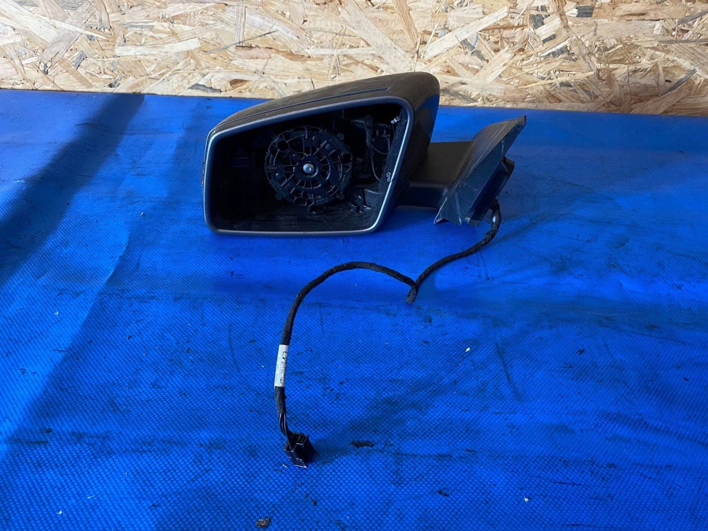 Купить Mercedes gla 156 зеркало левая 1568100116