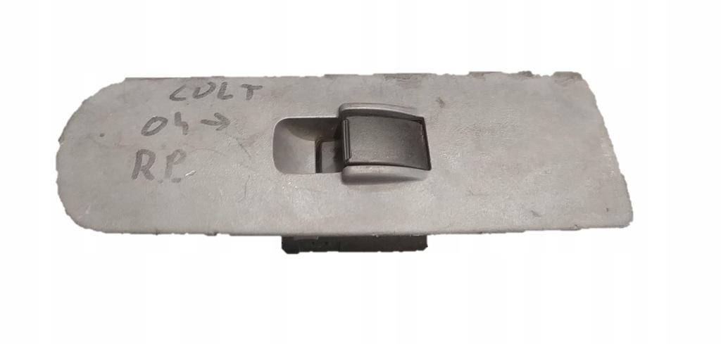 фото №1, Mitsubishi colt 04r.- переключатель стекло правый