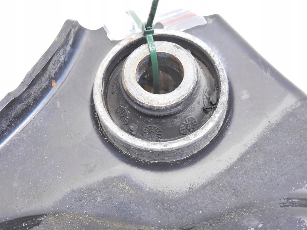 фото №8, Рычаг левый перед renault laguna iii 2.0 dci