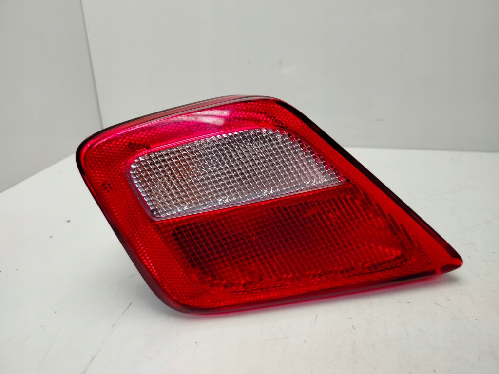 Купити Opel cascada 13r- лампа лівий задній ліва задня багажника 13369250