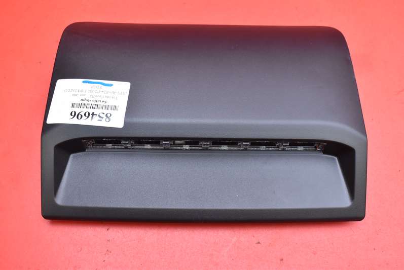 фото №5, Світло стоп-сигнал стоп 81977-12220 toyota corolla e21 sedan 19-21