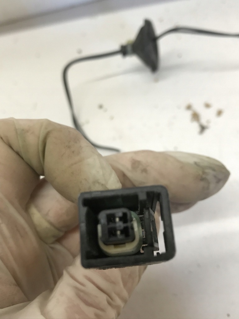 фото №9, Молдинг датчик доводчик двері правий задня tesla x