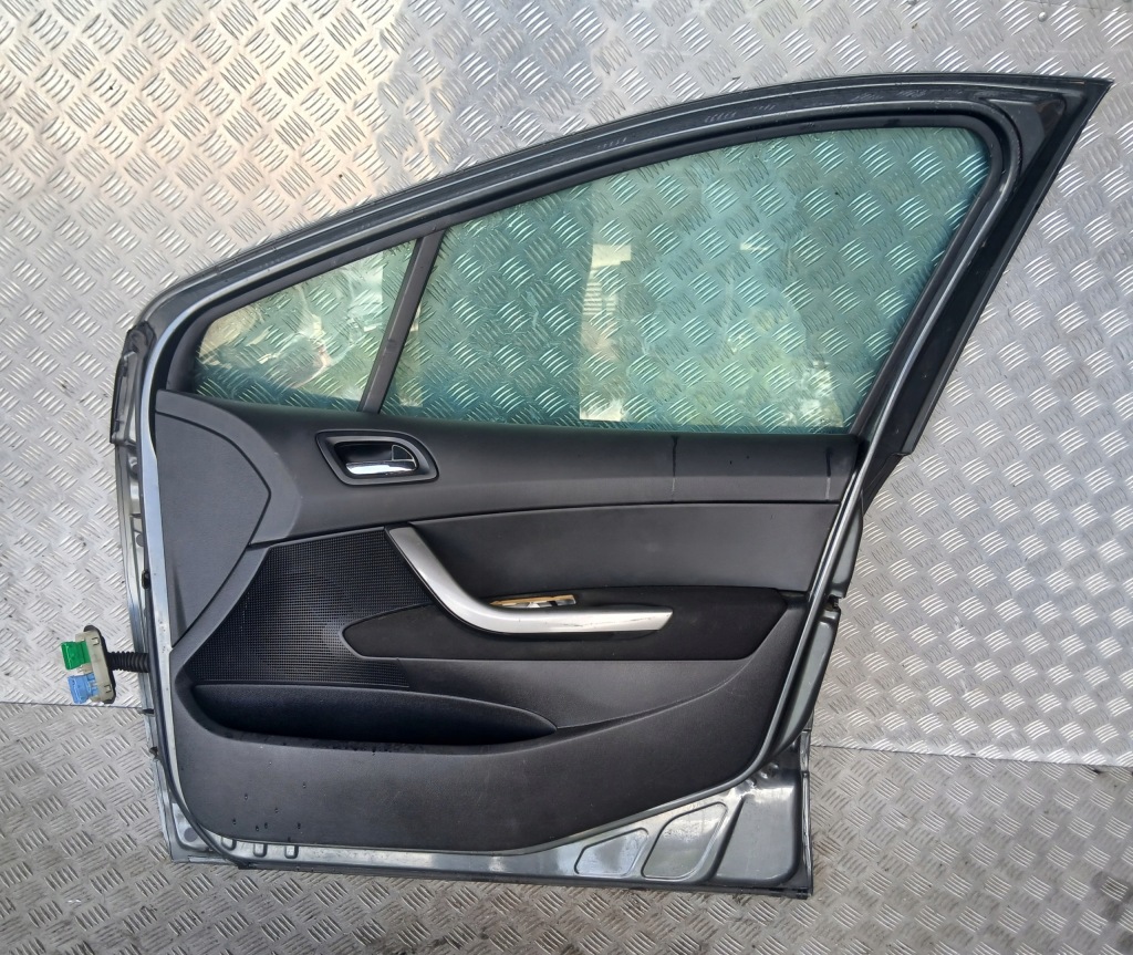 Peugeot 308 t7 sw дверь правая  перед 5d kol ktpd 2009r Киев