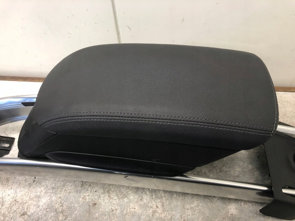 фото №11, Туннель средний подлокотник opel meriva b