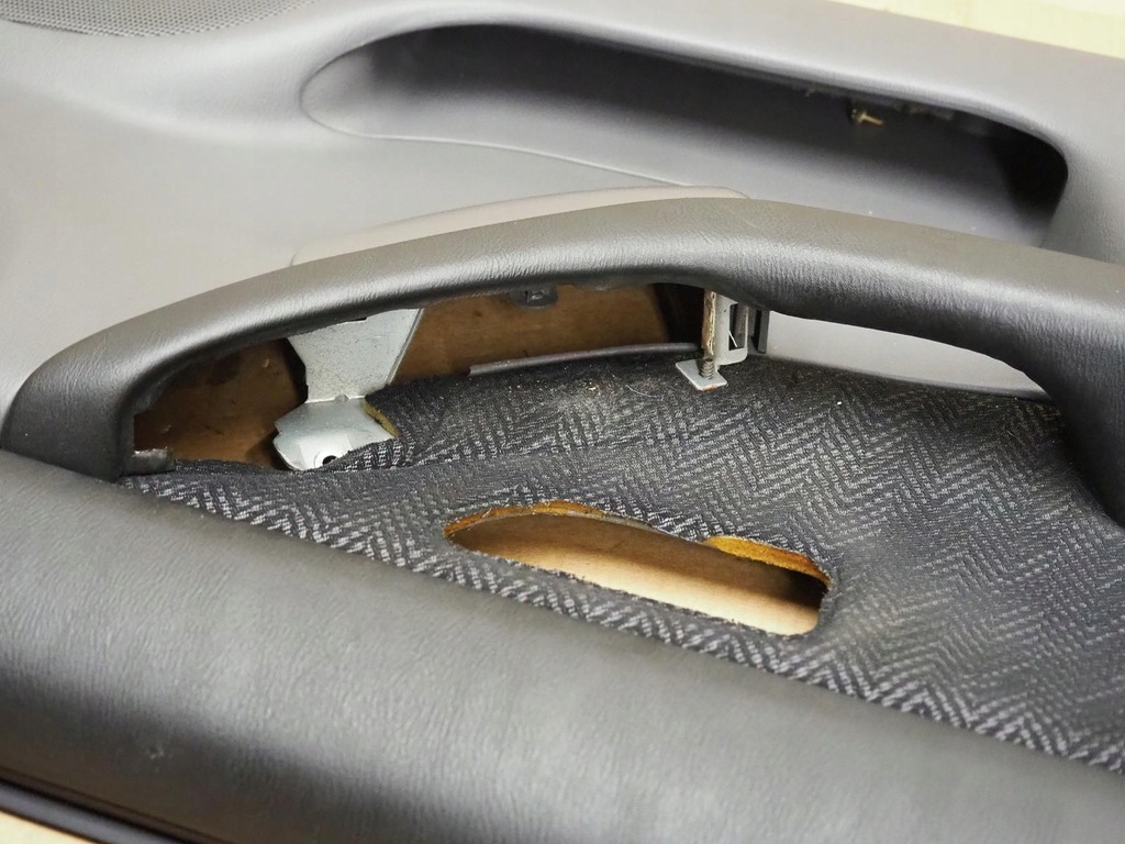 фото №10, Обшивка двері перед лівий legacy subaru iii europa