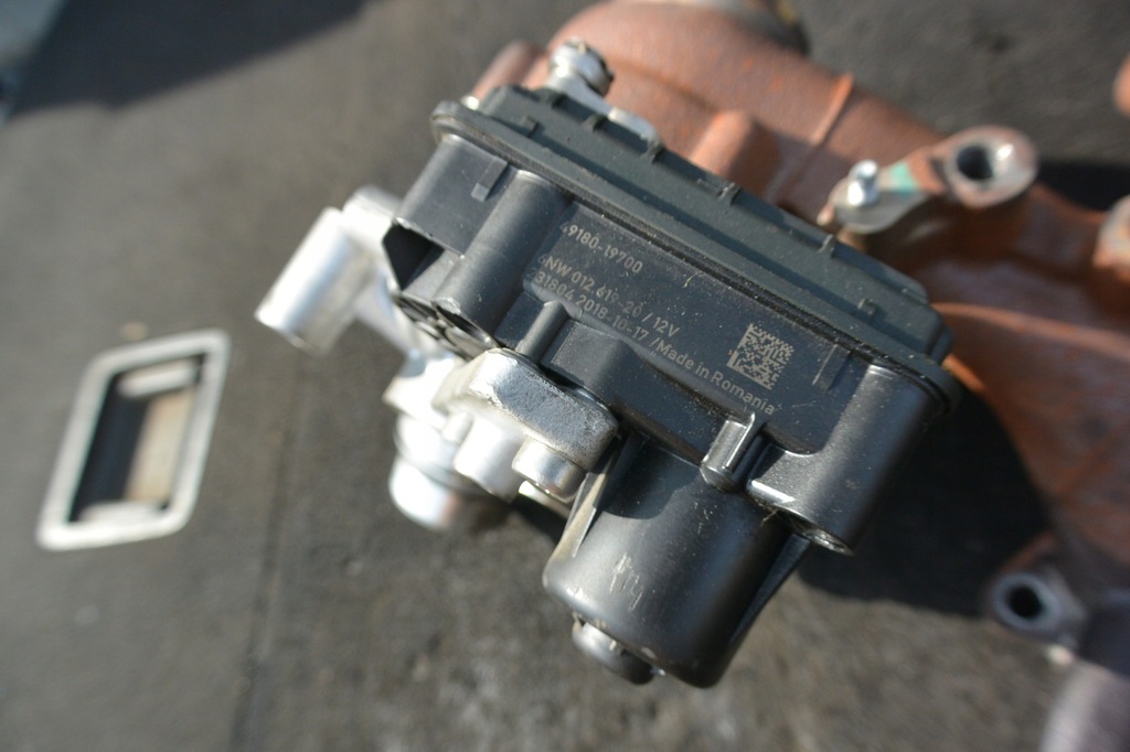 фото №11, Турбонагнетатель регулятор renault scenic megane x-trail talisman qashqai 1.7