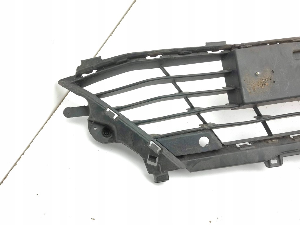 Renault megane iv 2018 решётка нижняя бампера передний Оригинал