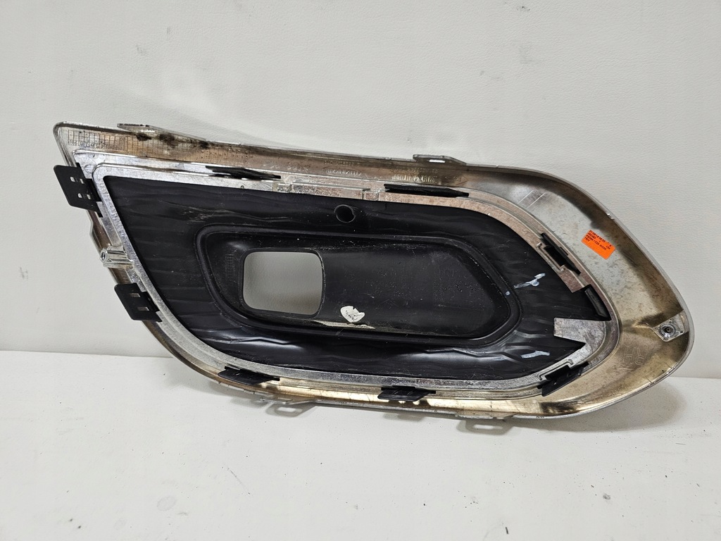 фото №8, Решітка бампера права renault kadjar lift