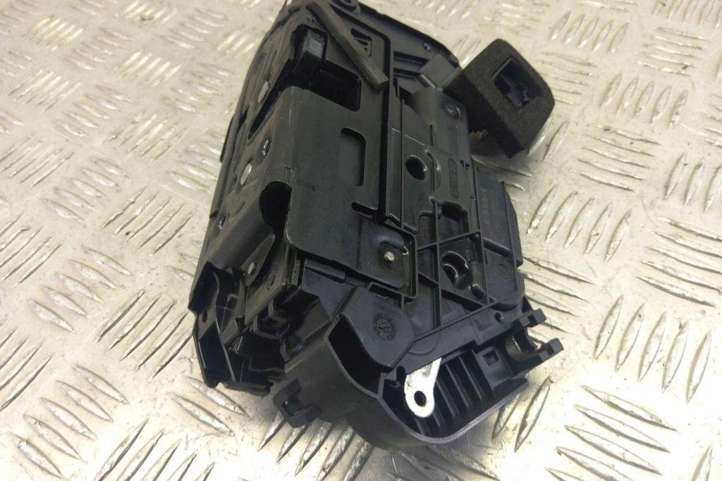 фото №7, Замок задніх лівих двері vw id.3 e11 5ja839015k electric 107kw 2021