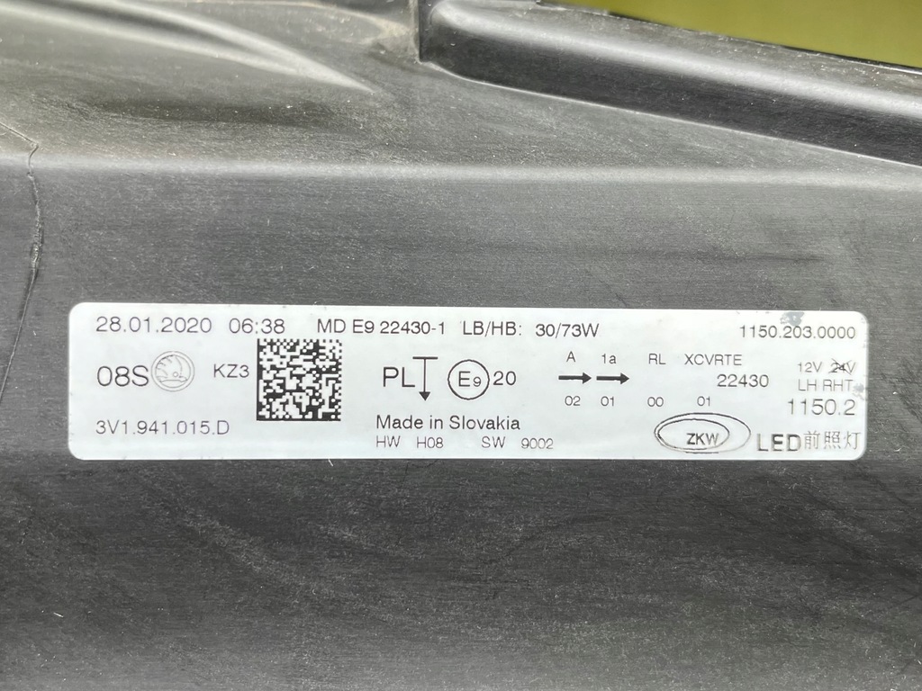 фото №8, Лампа ліва передня skoda superb iii lift комплектна idealna