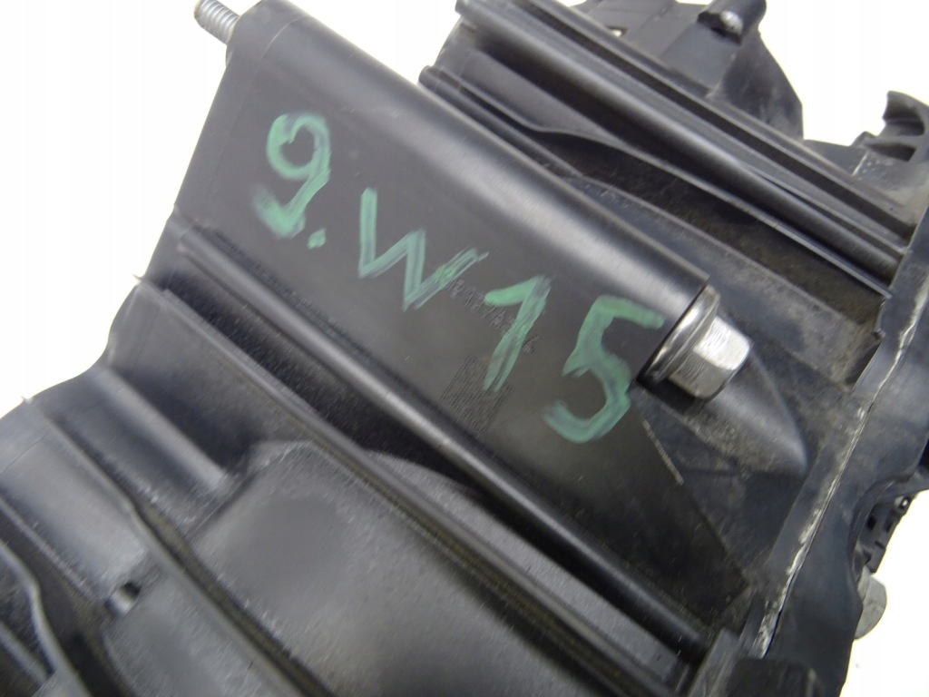 Коллектор впускной  bmw e84 e87 e90 e91 e92 2.0 d n47 7797384 Недорого